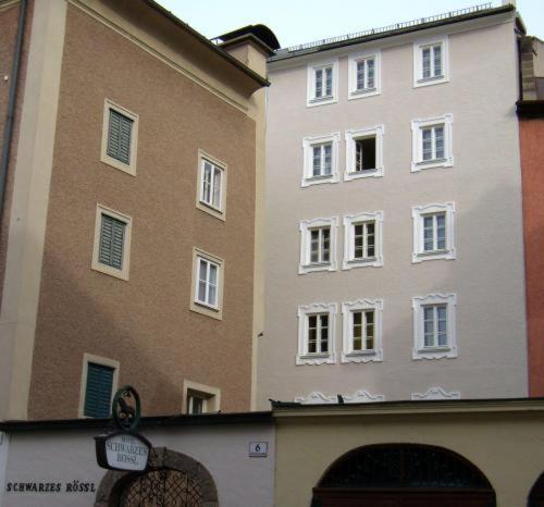 Hotel Schwarzes Roessl Salzburg Exterior foto